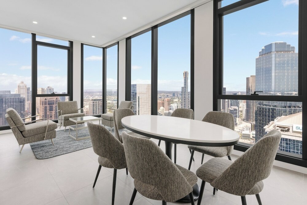 Фото Meriton Suites Melbourne