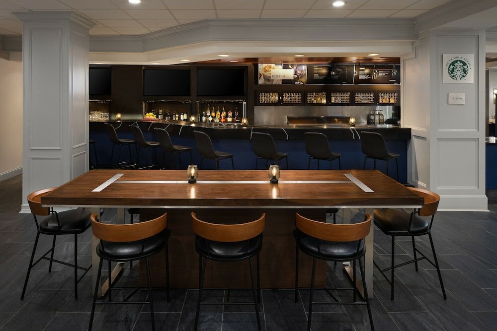 Фото Courtyard New Haven at Yale