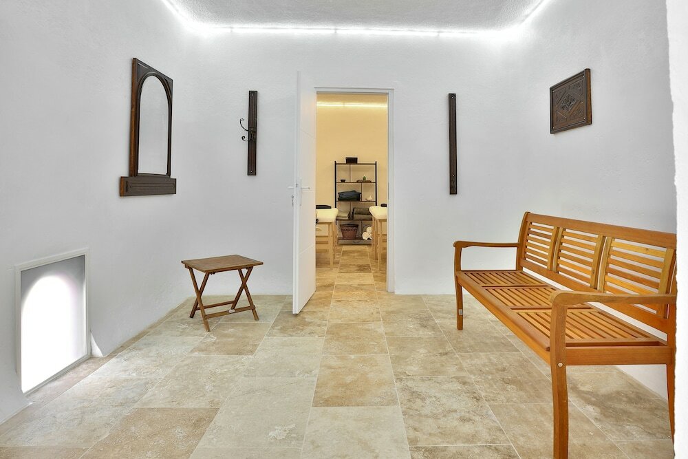 Фото Hôtel & SPA Château de La Côte - Brantôme