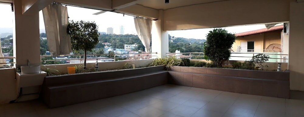 Фото Metro Park Hotel Cebu City