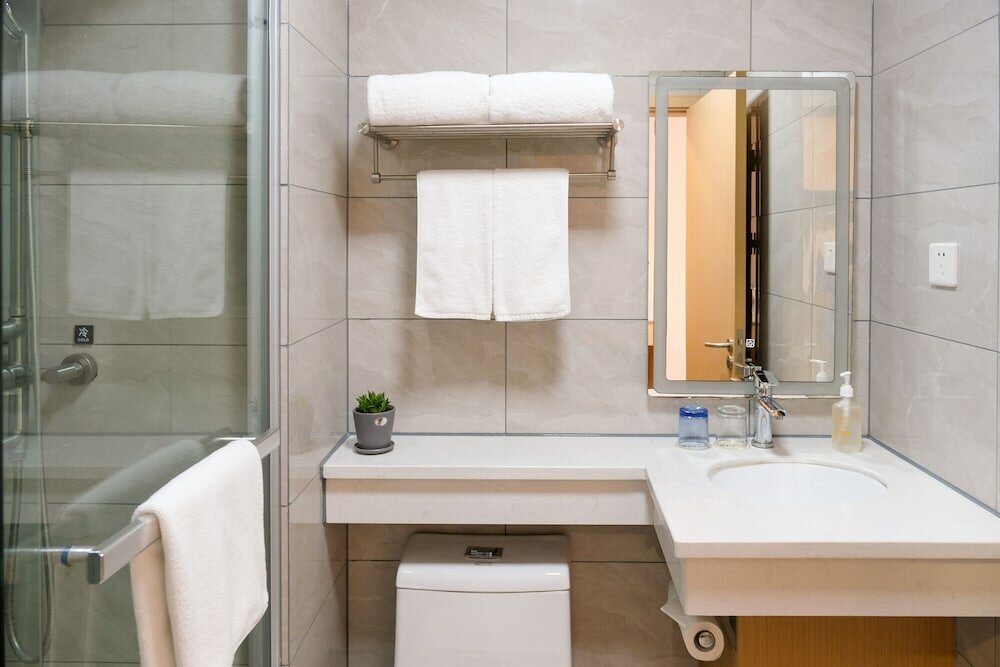 Фото Shanghai Joyful Yard Hotel