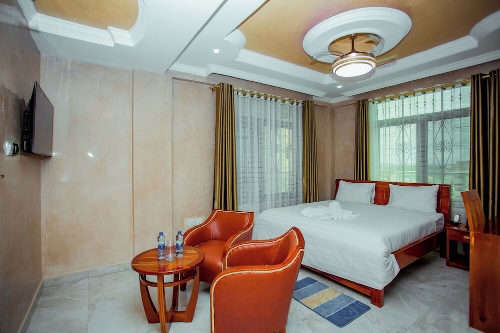 Фото Silver Paradise Hotel