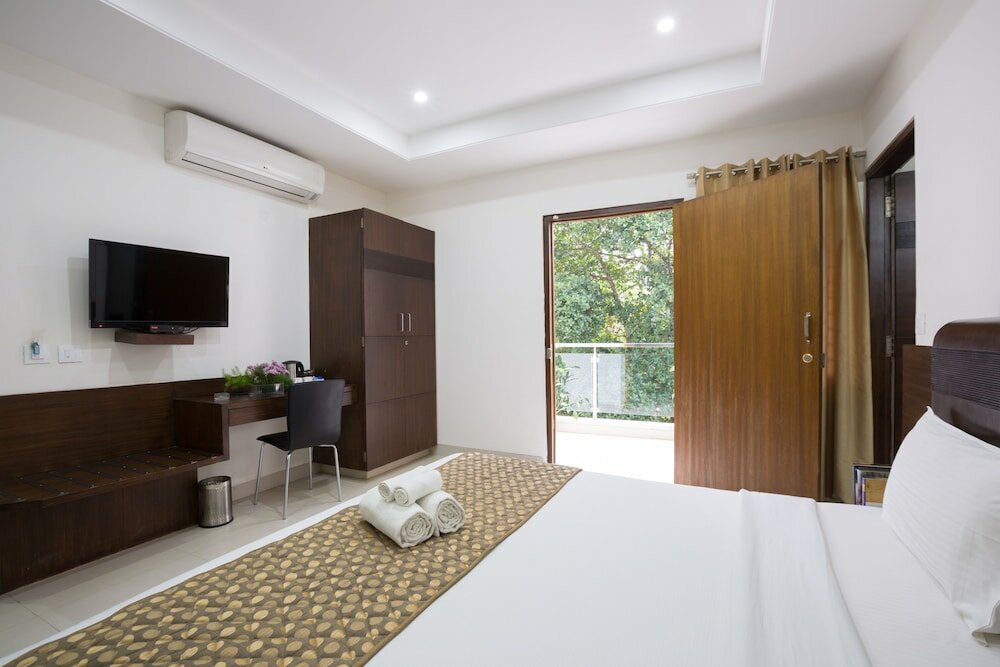 Фото The Sanctum Suites