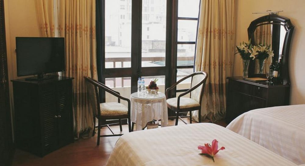 Фото Jasmine Hotel Hue