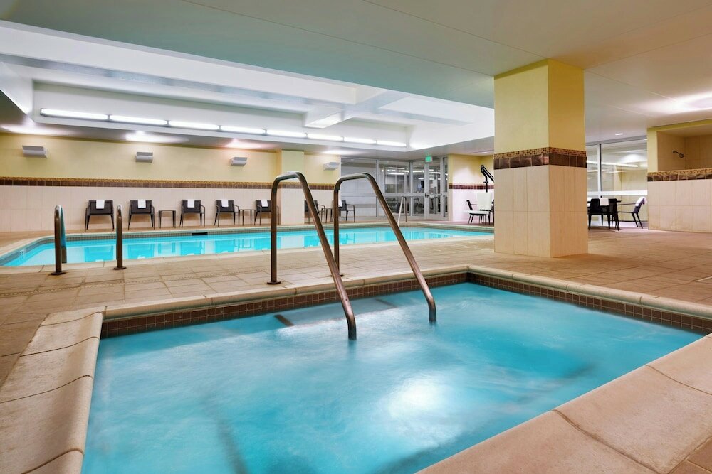 Фото Courtyard by Marriott Lincoln Downtown