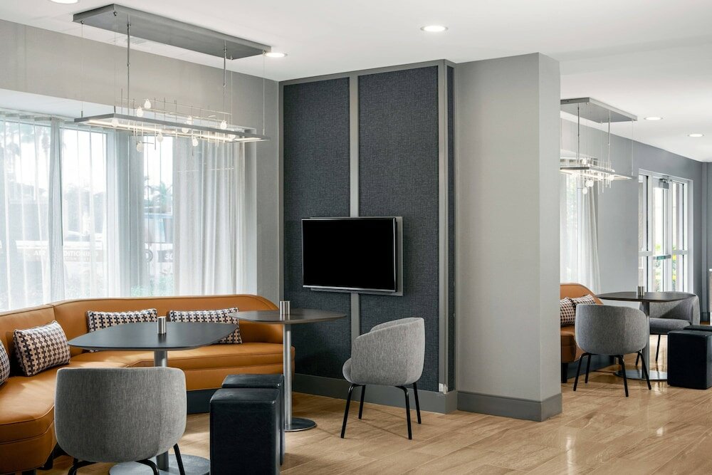 Фото Courtyard by Marriott Aventura Mall