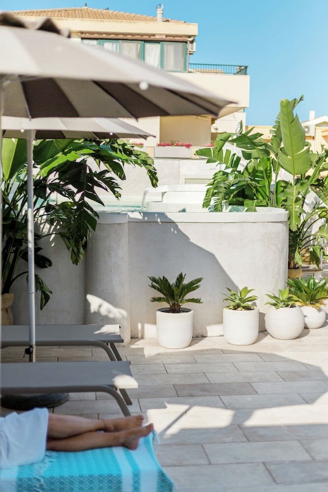 Фото Hotel Domomea