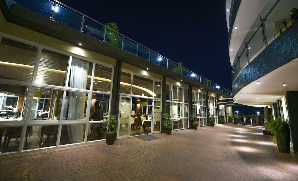 Фото Отель Protea Hotel by Marriott Kampala Skyz