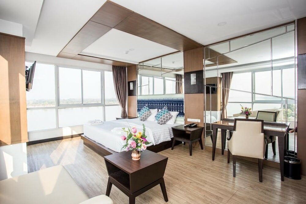 Фото Blu Hotel Nakhon Phanom