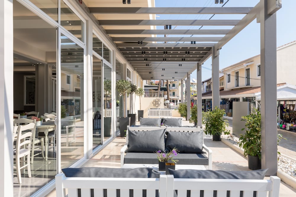 Фото Melina Oasis Boutique Hotel