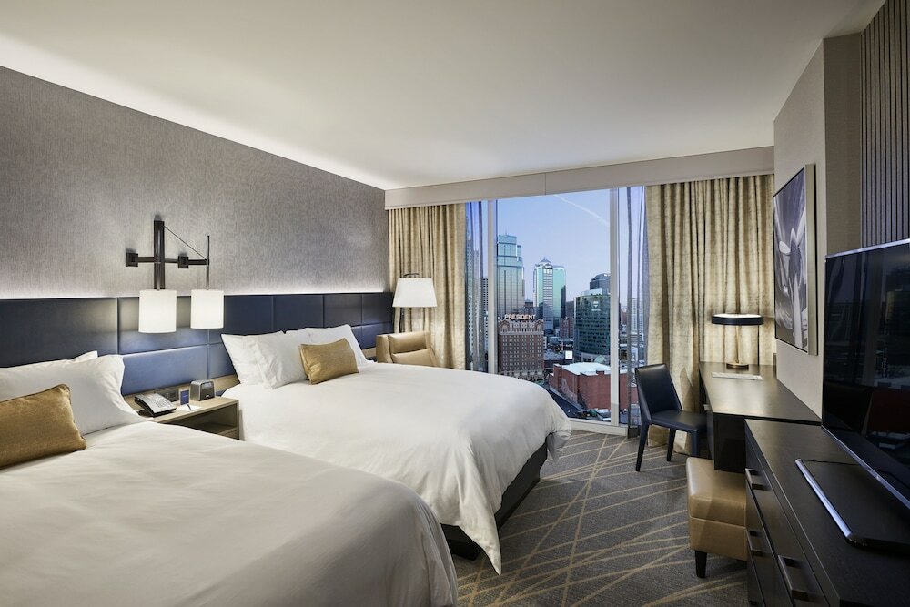 Фото Loews Kansas City Hotel