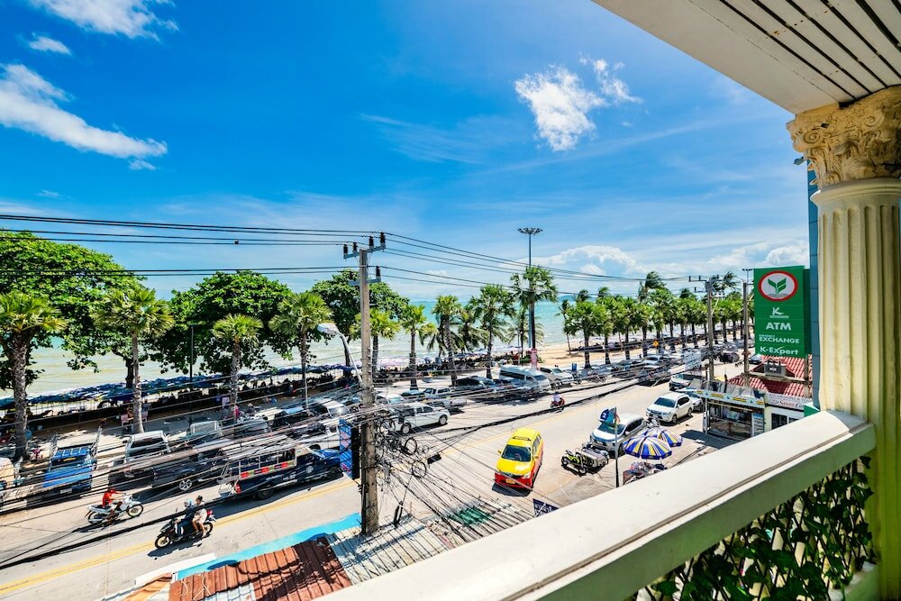 Фото Happy Vikings Hotel