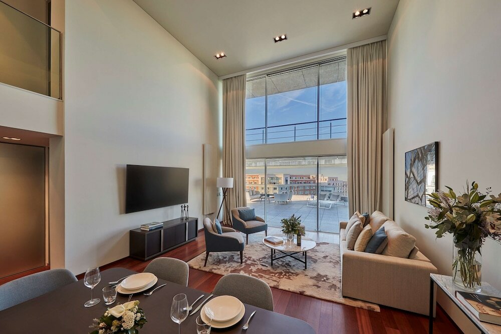 Фото Hyatt Regency Madrid Residences