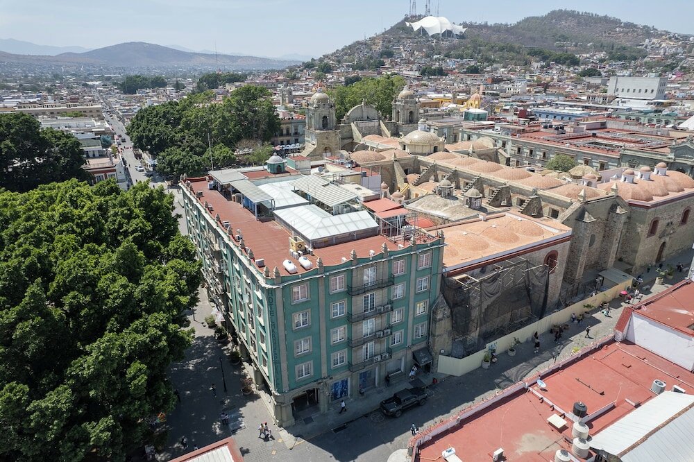 Фото Hotel Marques del Valle