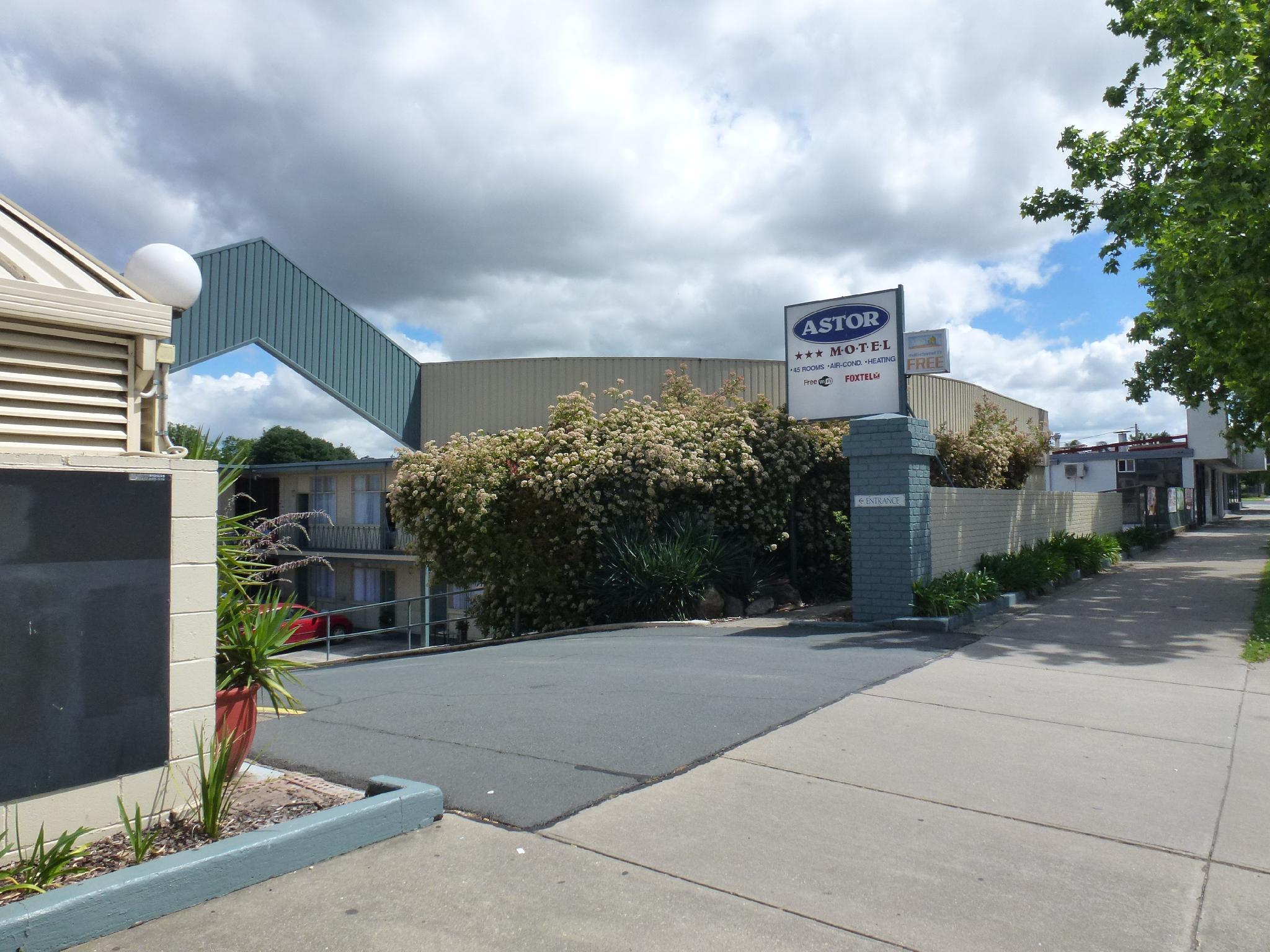 Фото Astor Hotel Motel