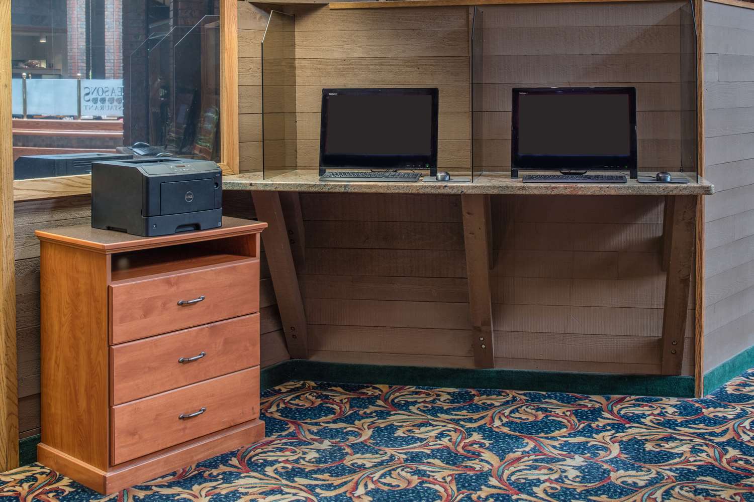 Фото Red Lion Hotel Pasco Airport & Conference Center