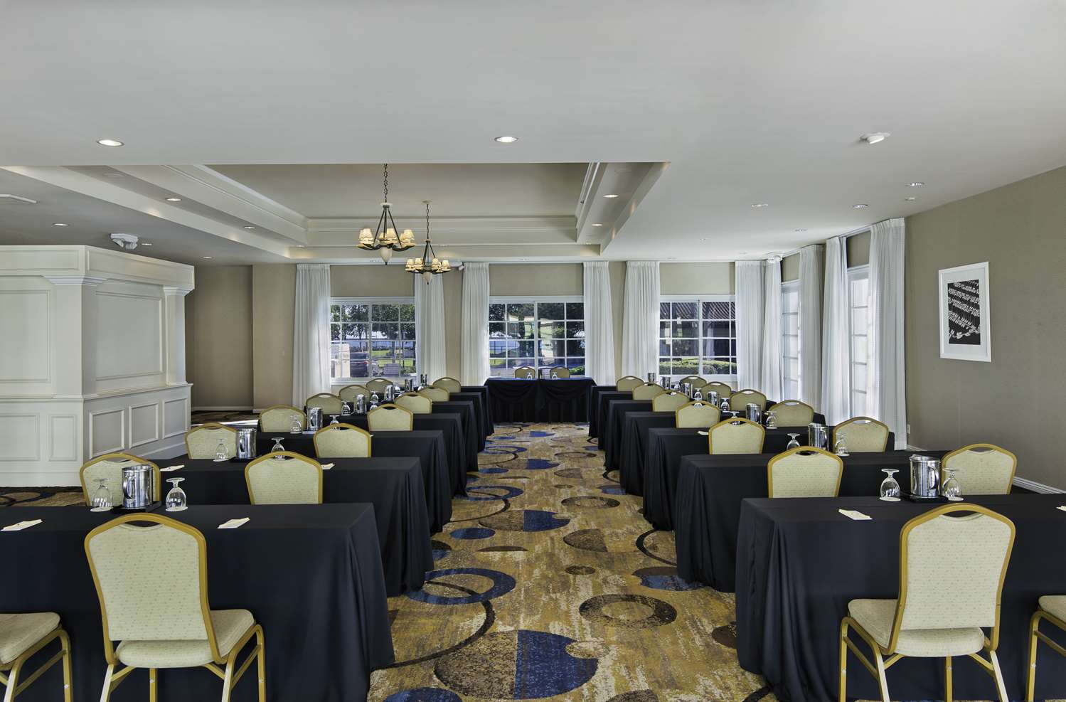 Фото DoubleTree by Hilton San Pedro - Port of Los Angeles