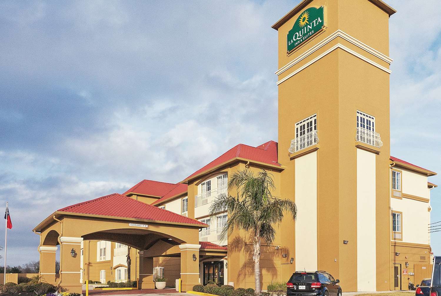 Фото La Quinta Inn & Suites by Wyndham Houston Hobby Airport