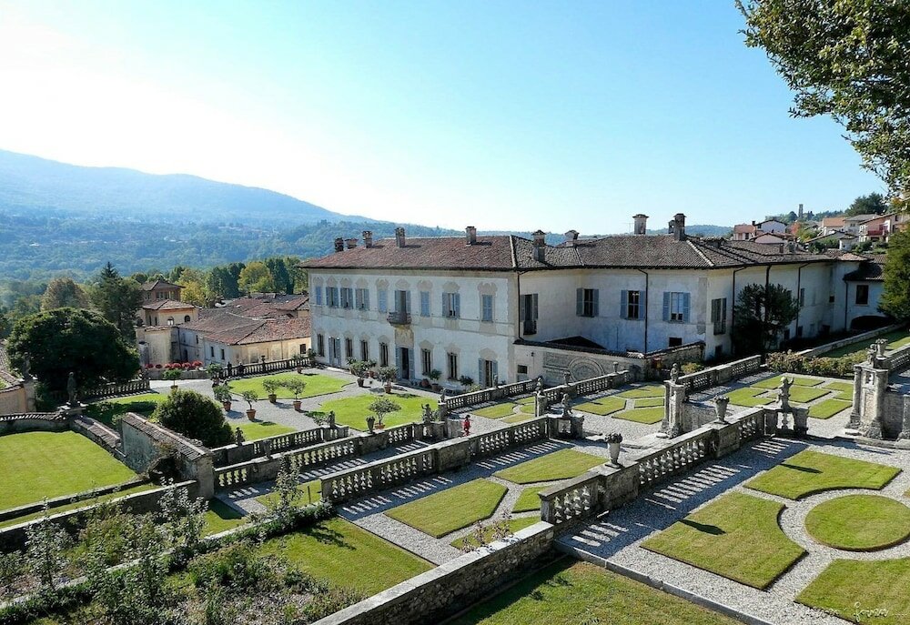 Фото Hotel Ungheria Varese 1946