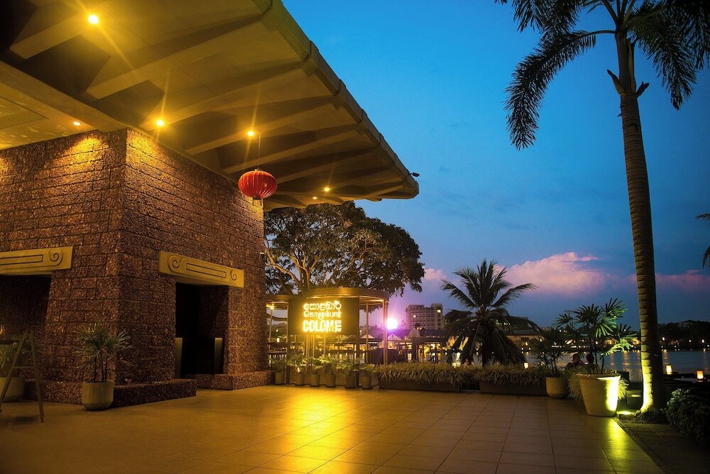 Фото Cinnamon Lakeside Colombo