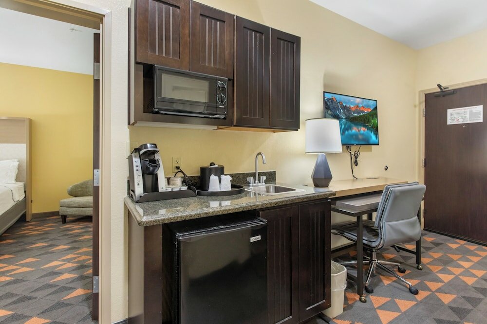 Фото Holiday Inn Hotel & Suites Waco Northwest, an Ihg Hotel