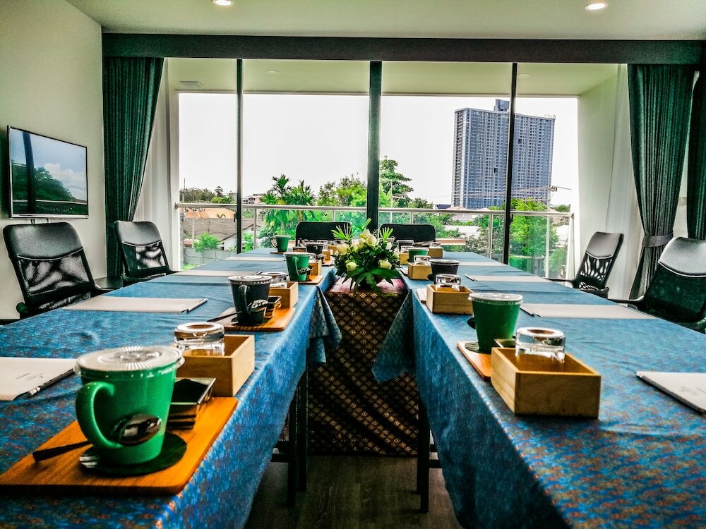 Фото The Rizin Hotel & Residences