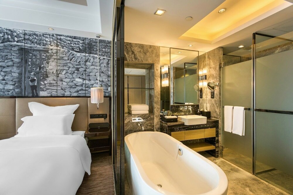 Фото Universal Hotel Urumqi