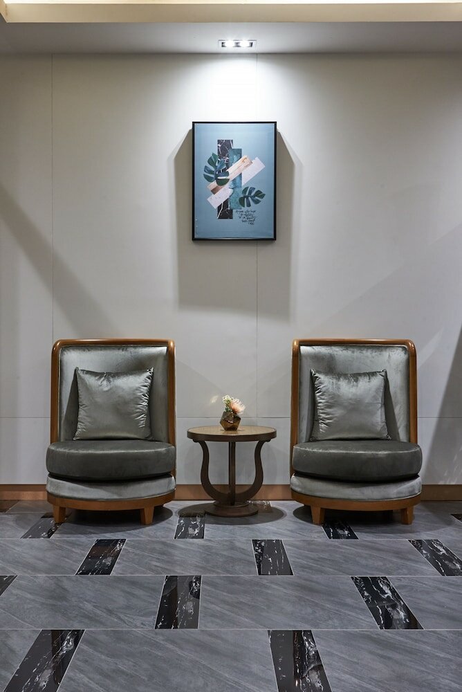 Фото Almas Hotel Bangkok