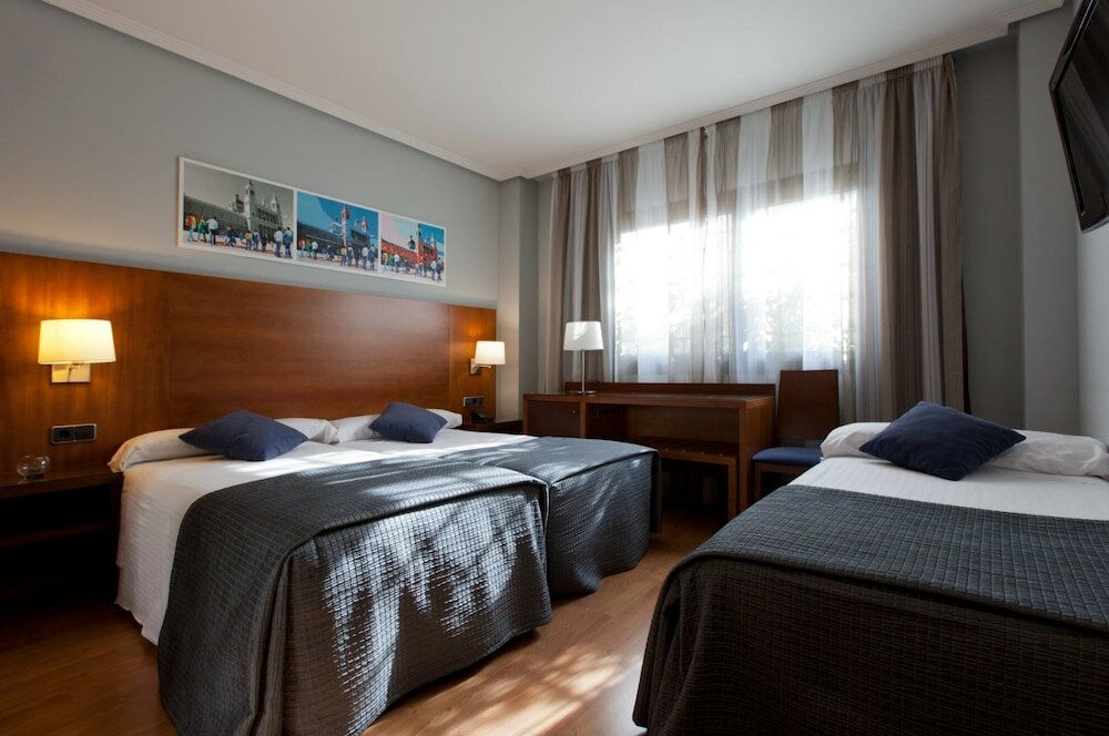Фото Hotel Porcel Avant