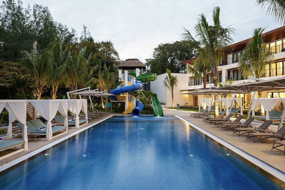 Фото Ocean's Creek Beach Hotel