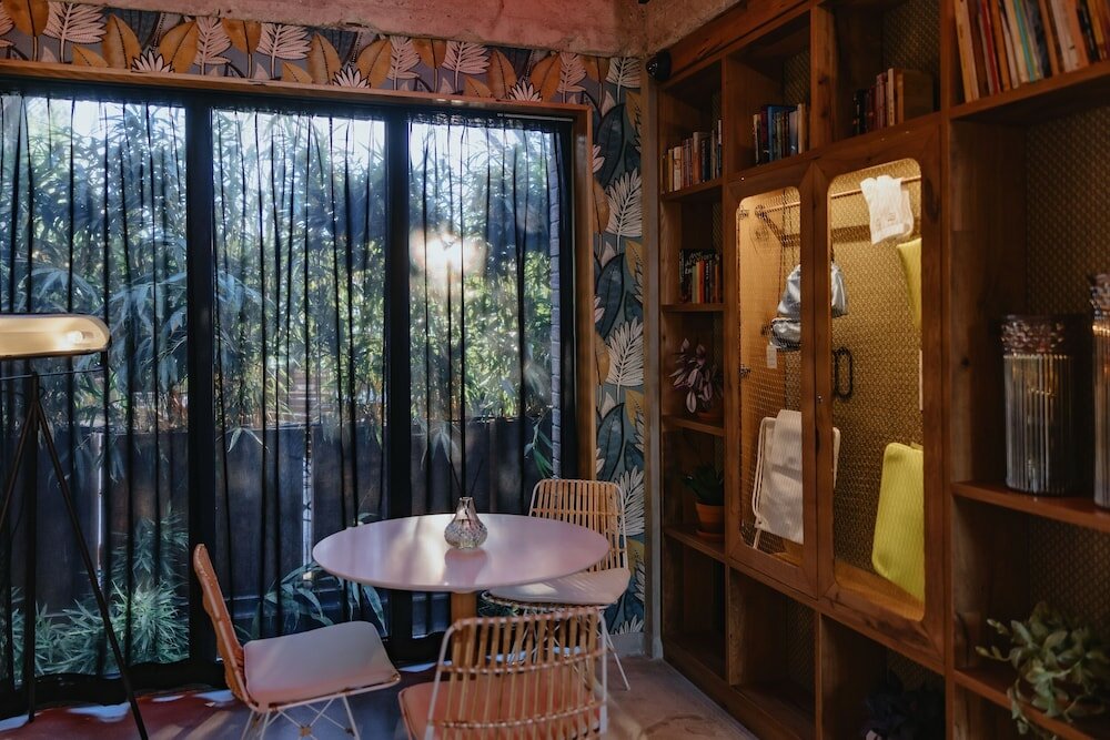 Фото One66 Hotel