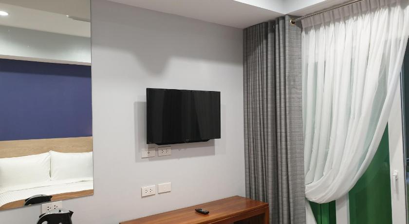 Фото Leez Inn Makati