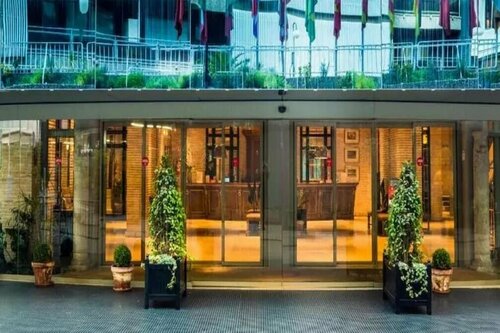 Гостиница Hotel Palafox в Сарагосе