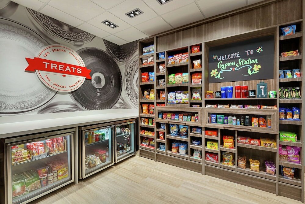 Фото Hampton Inn & Suites Houston-Cypress Station