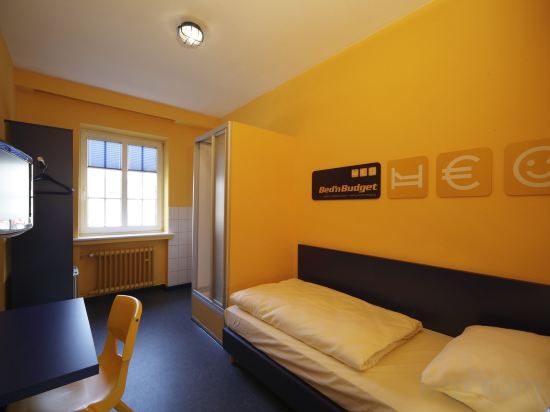 Фото Bed'nBudget Expo-Hostel