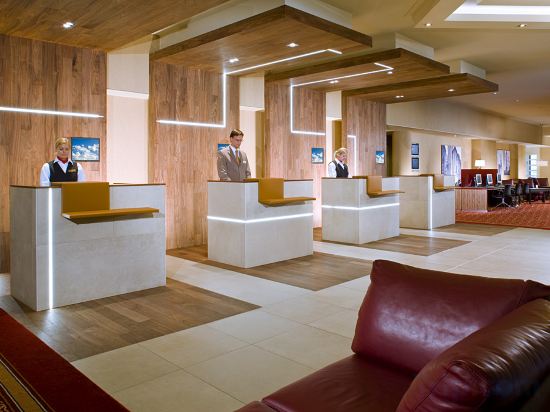 Фото Munich Airport Marriott Hotel