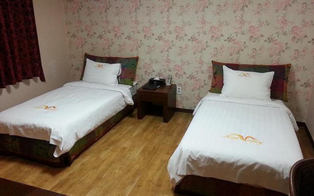 Фото High Valley Hotel