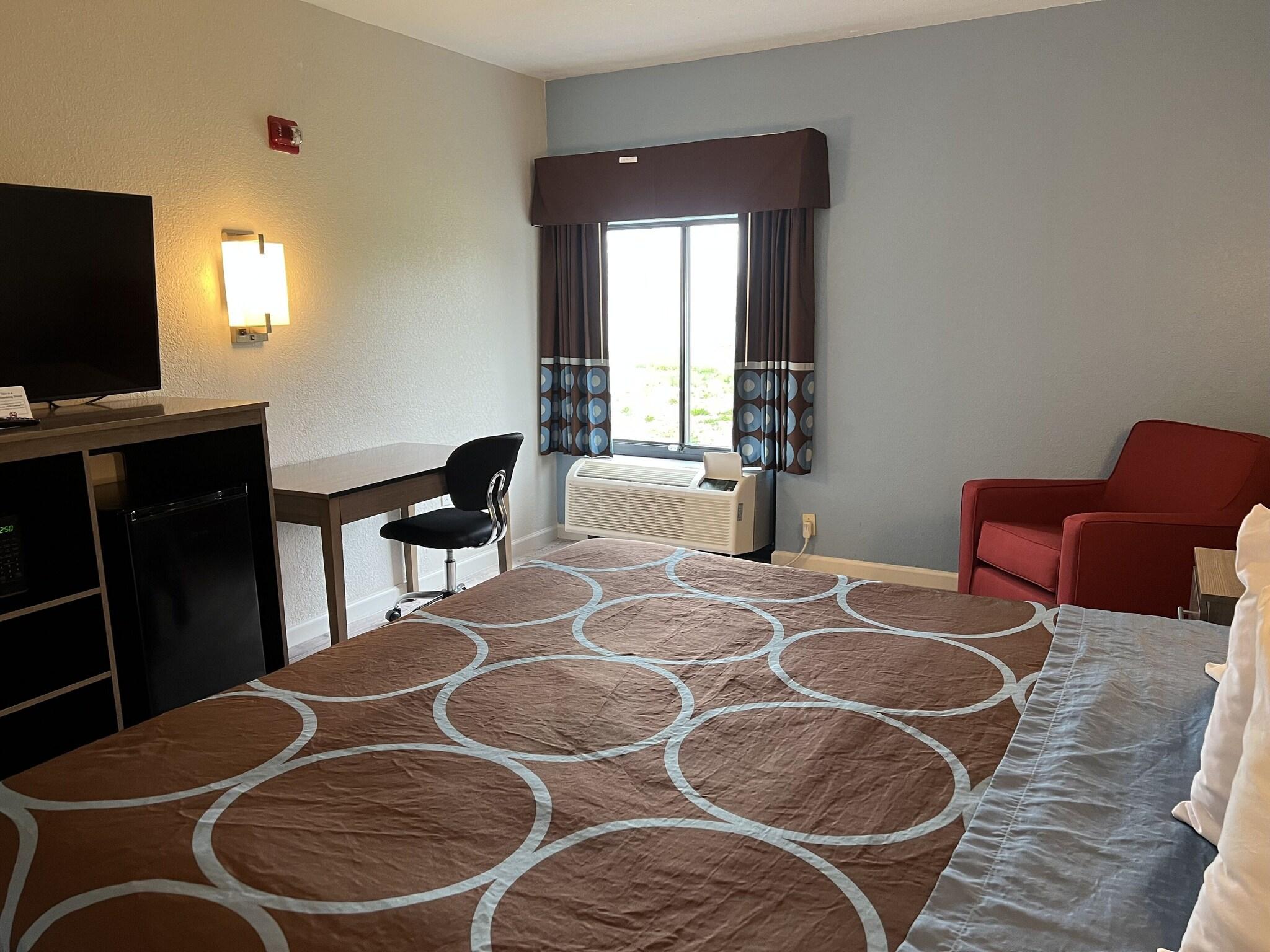 Фото Super 8 by Wyndham Clemmons/Winston-Salem Area I-40