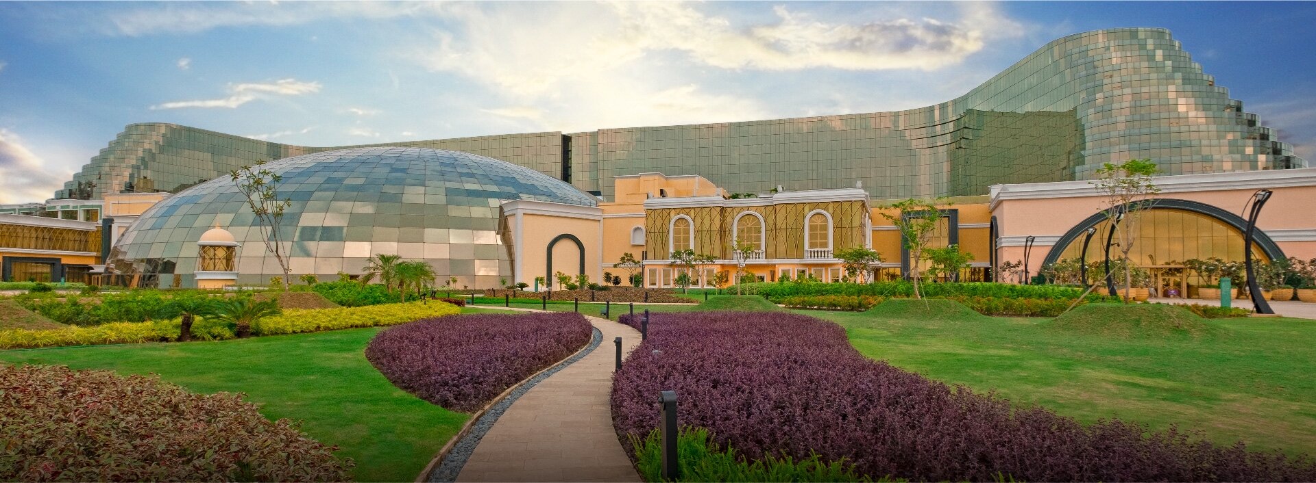 Фото Okada Manila