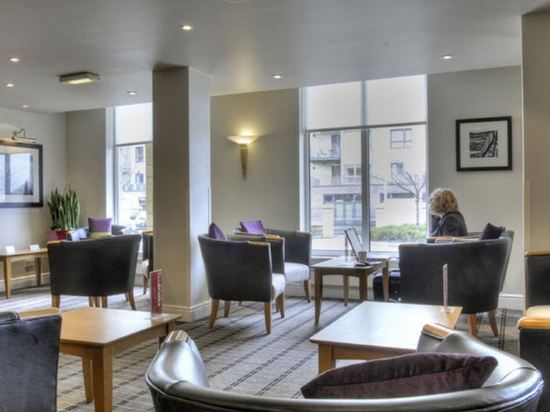Фото Holiday Inn Express Edinburgh - Leith Waterfront, an Ihg Hotel