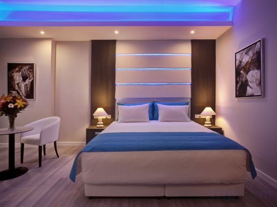 Фото The Josephine Boutique hotel