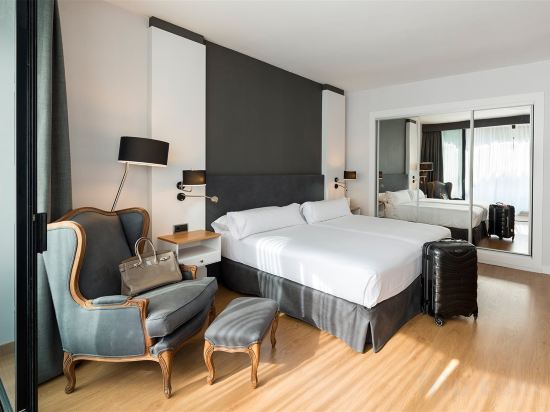 Фото Guitart Grand Passage