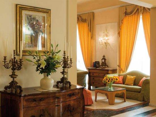 Фото Plaza e de Russie