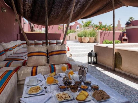 Фото Riad Les Yeux Bleus