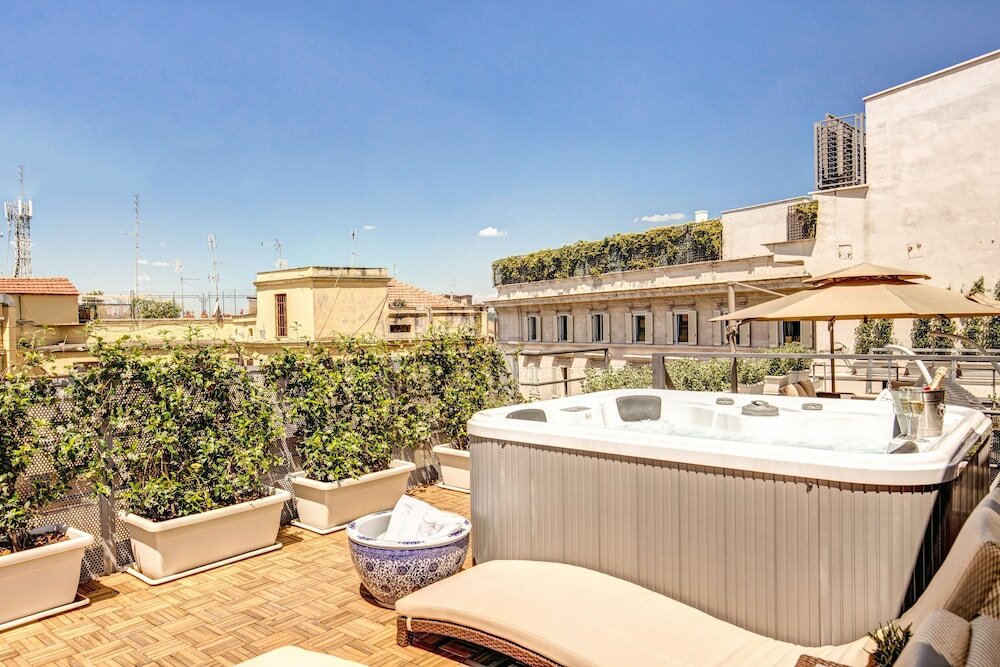 Фото Hotel 87 EightySeven