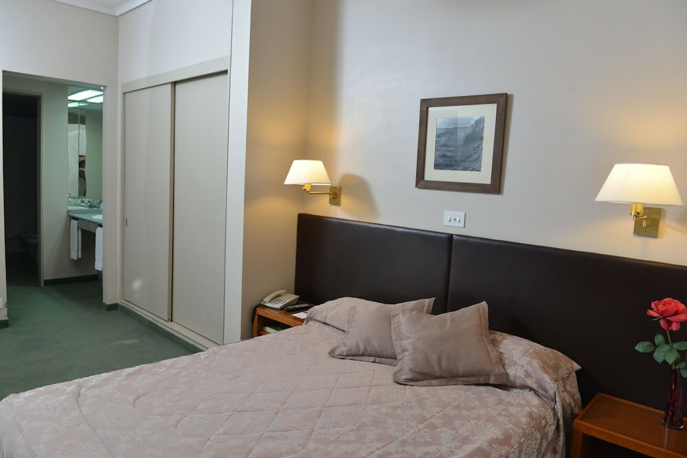 Фото Comodoro Hotel