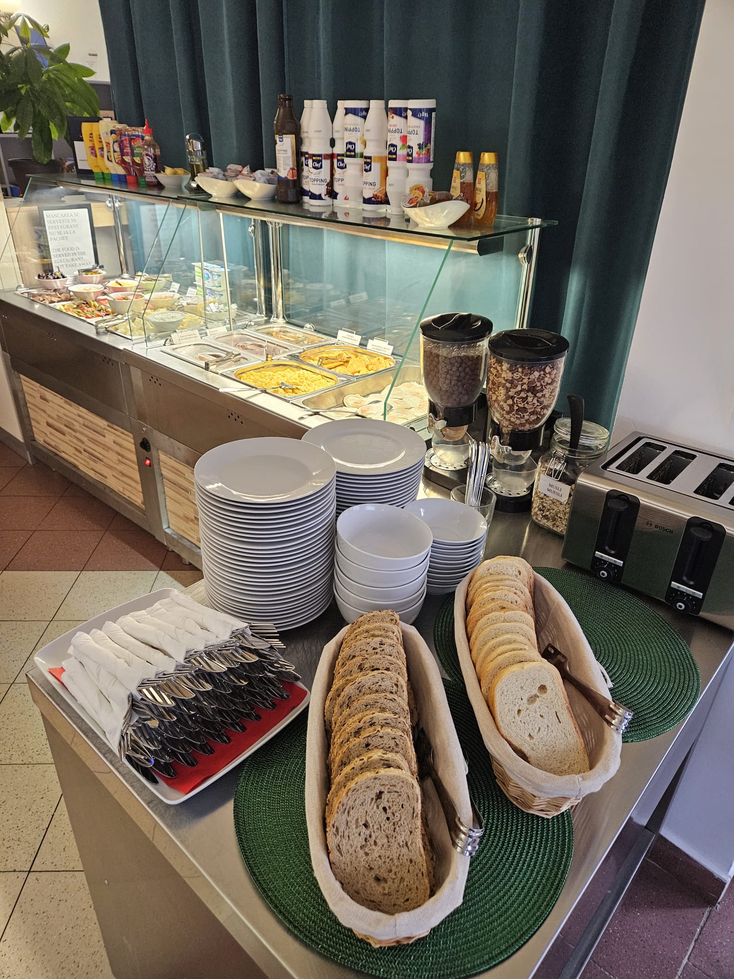 Фото Long Street Hotel