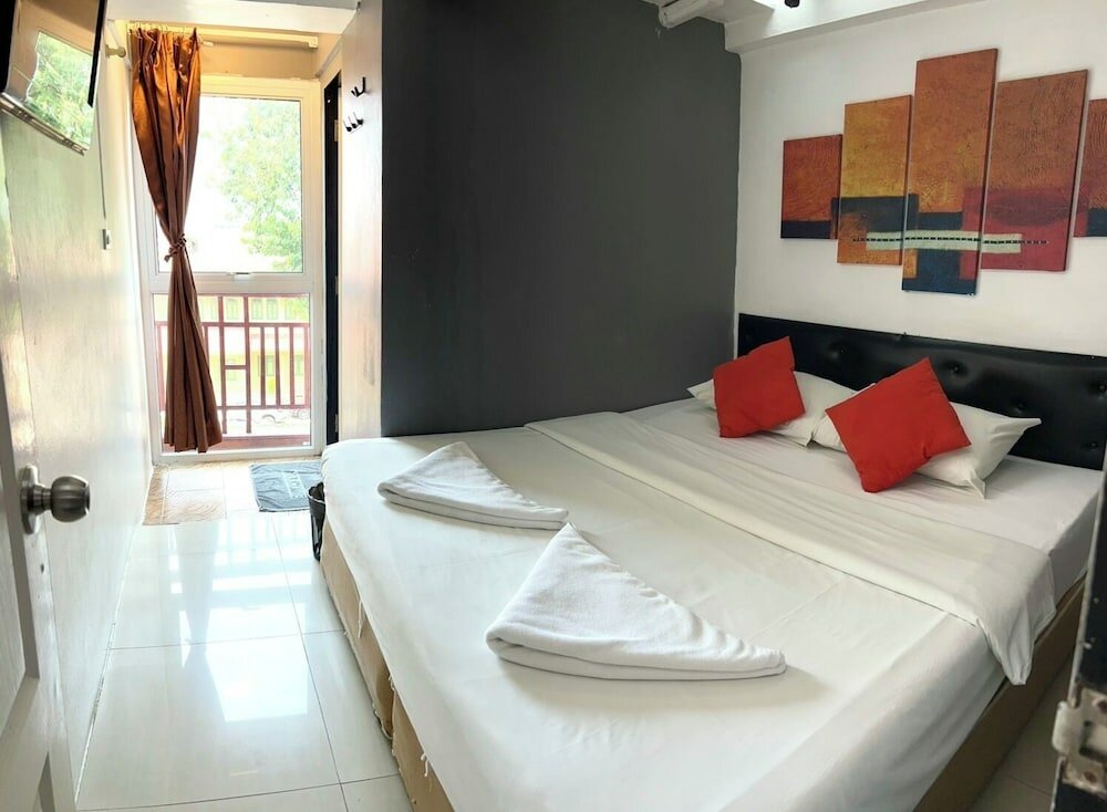 Фото Khaosan Art Hotel