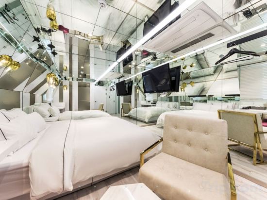 Фото Hotel Forestar Sinchon