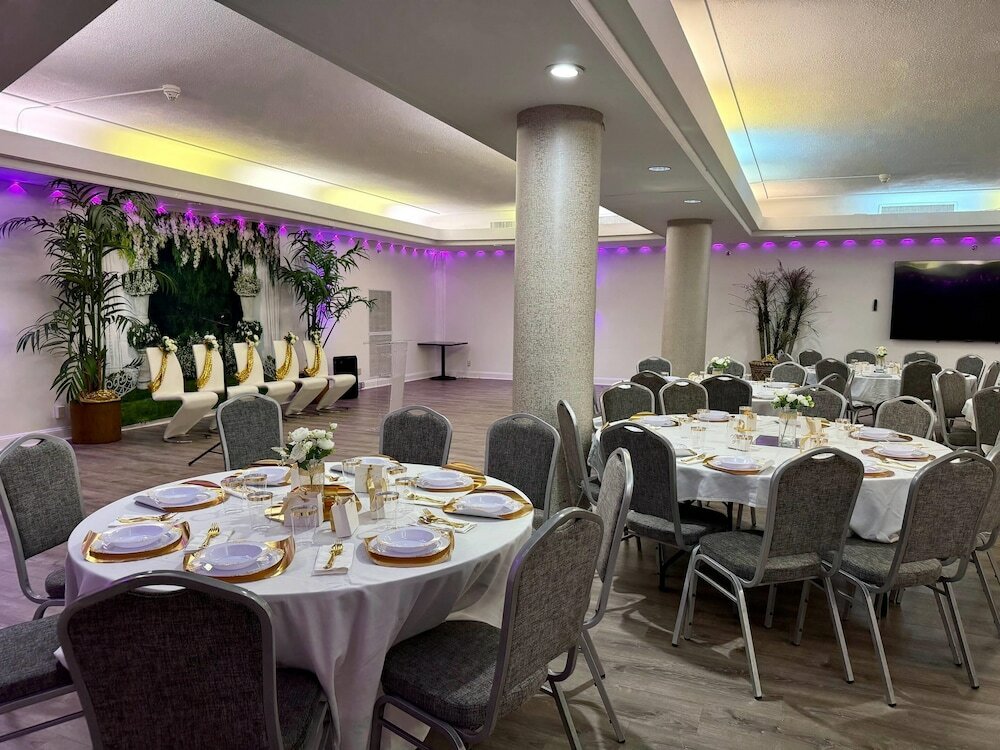 Фото Country Inn & Suites by Radisson, Downtown Albany New York